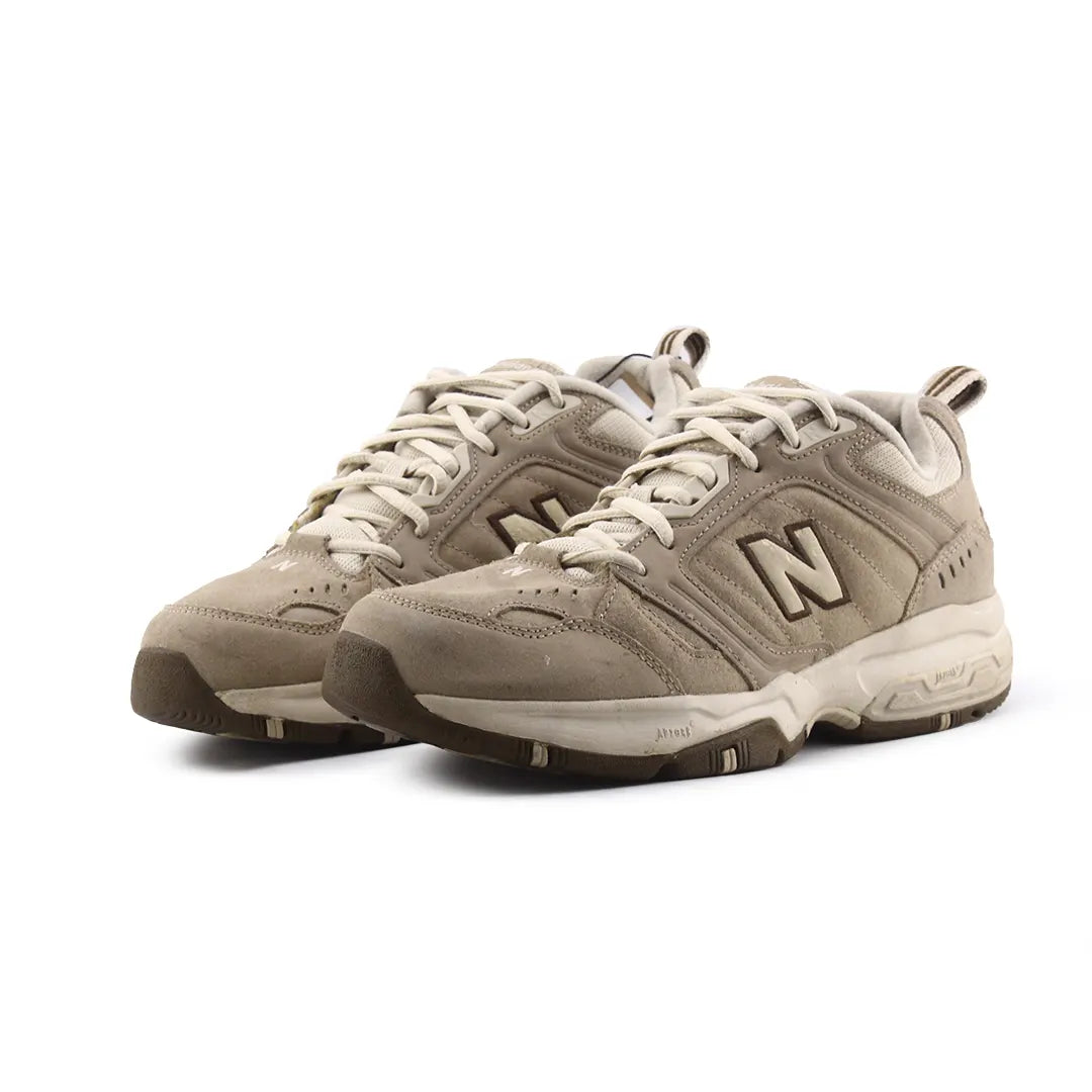 New Balance 621