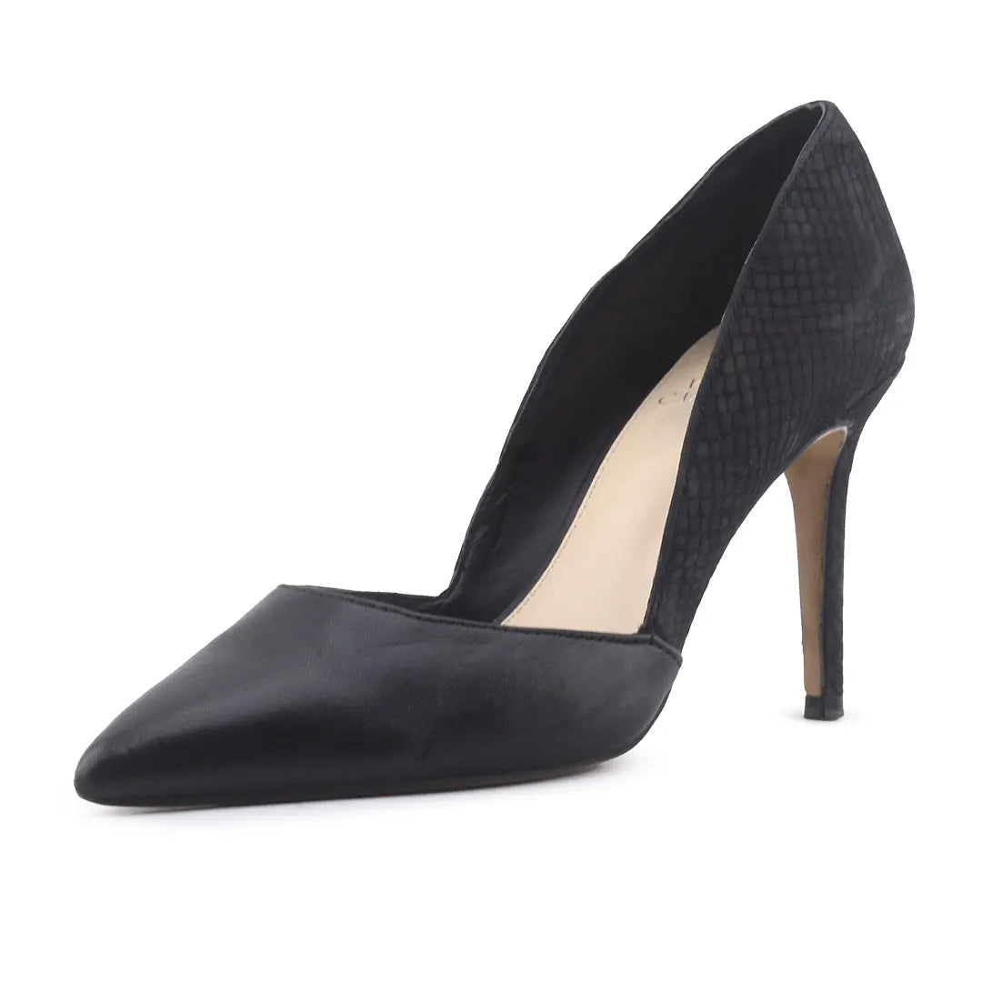Vince Camuto