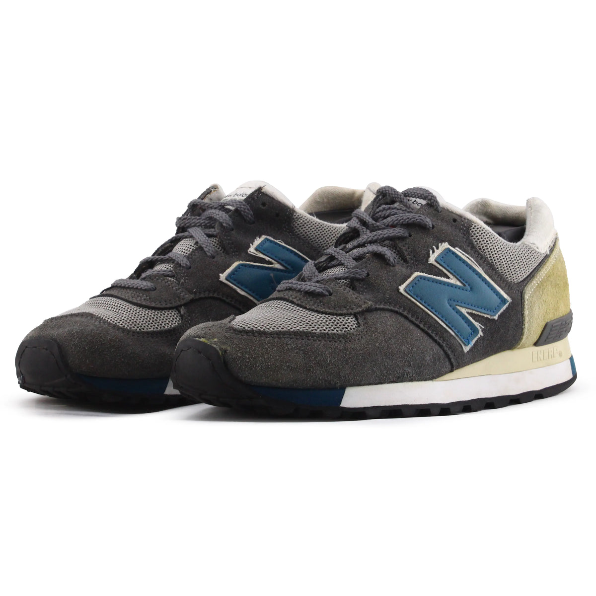 New Balance 575