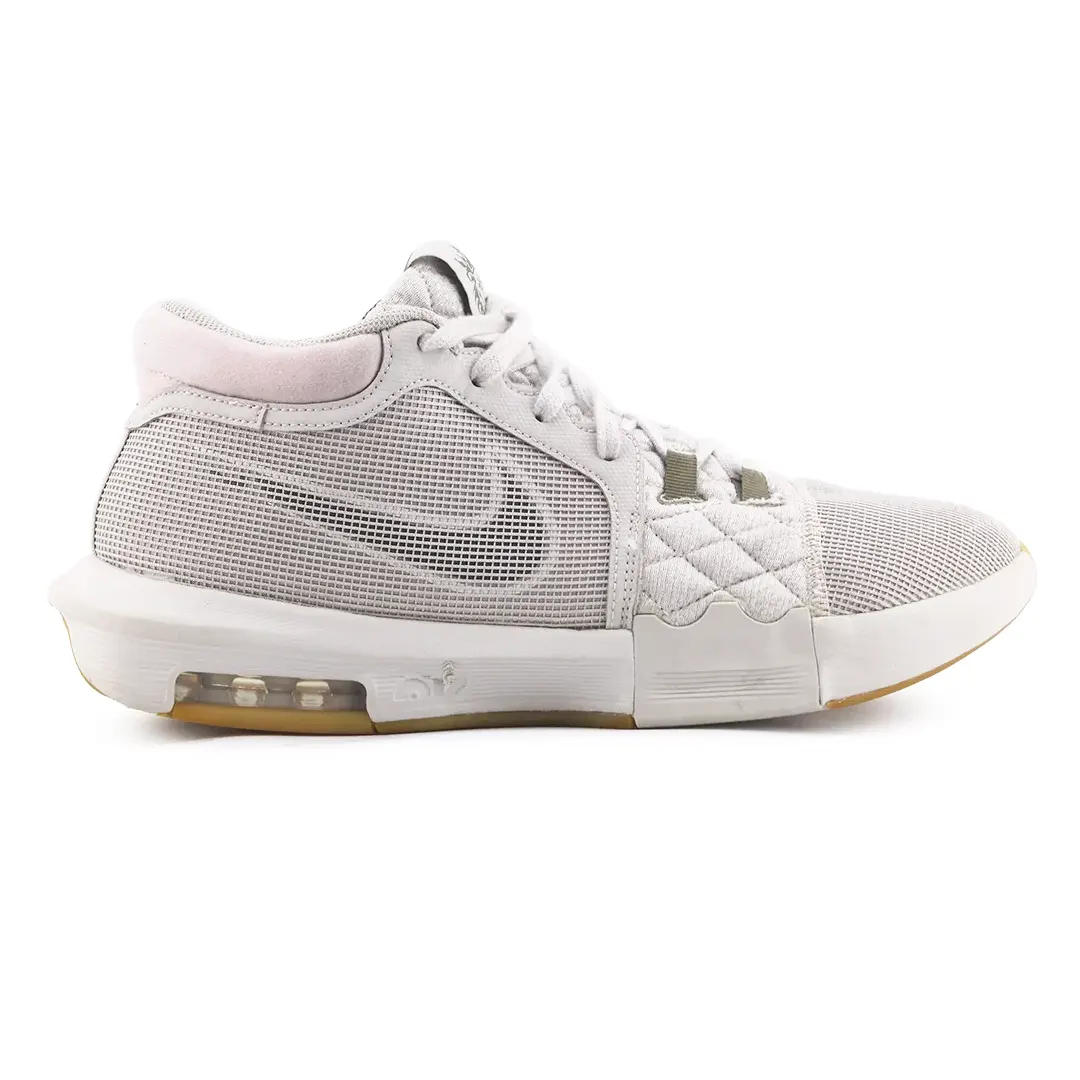 Nike Lebron Witness 8