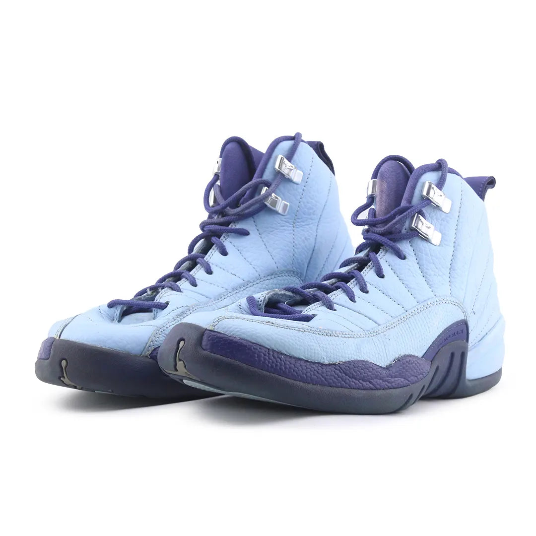 Air Jordan 12 Hornets