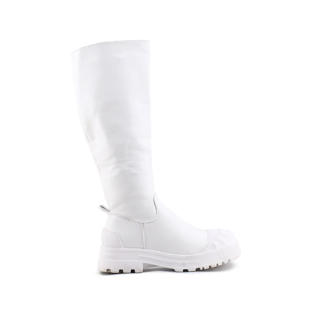 Diamantique Zipper Knee High Boot | 100% Authentic Leather