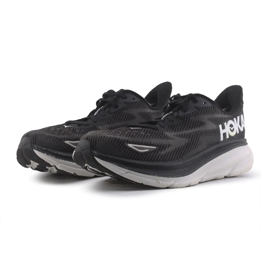 Hoka One One Clifton 9