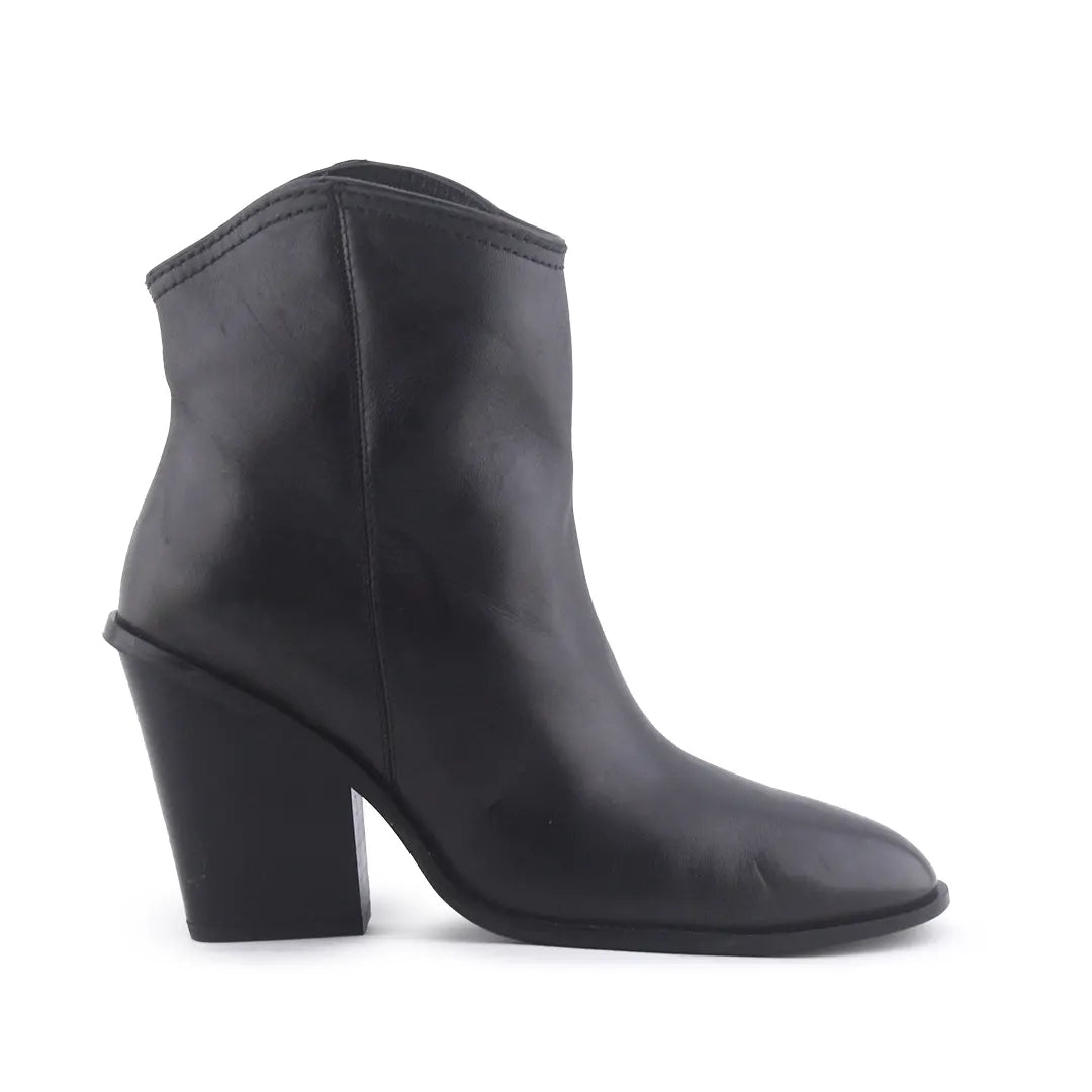 Zara | 100% Authentic Leather