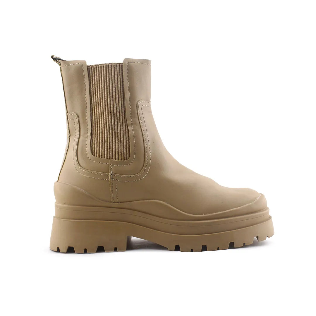 Stradivarius Stretchable Chelsea Ankle Boots (100% Authentic Leather)