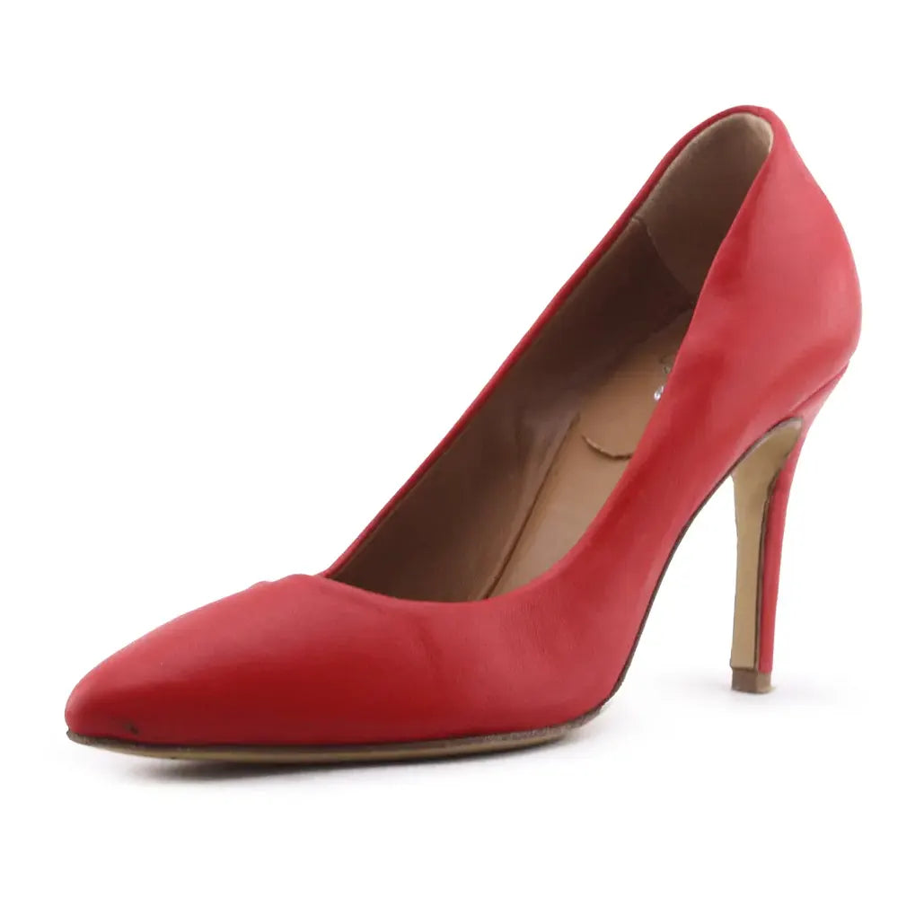 Mary Moda