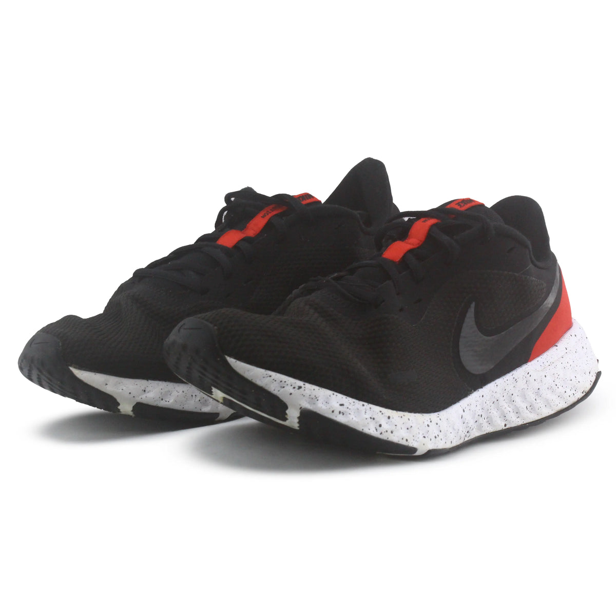 Nike Revolution 5