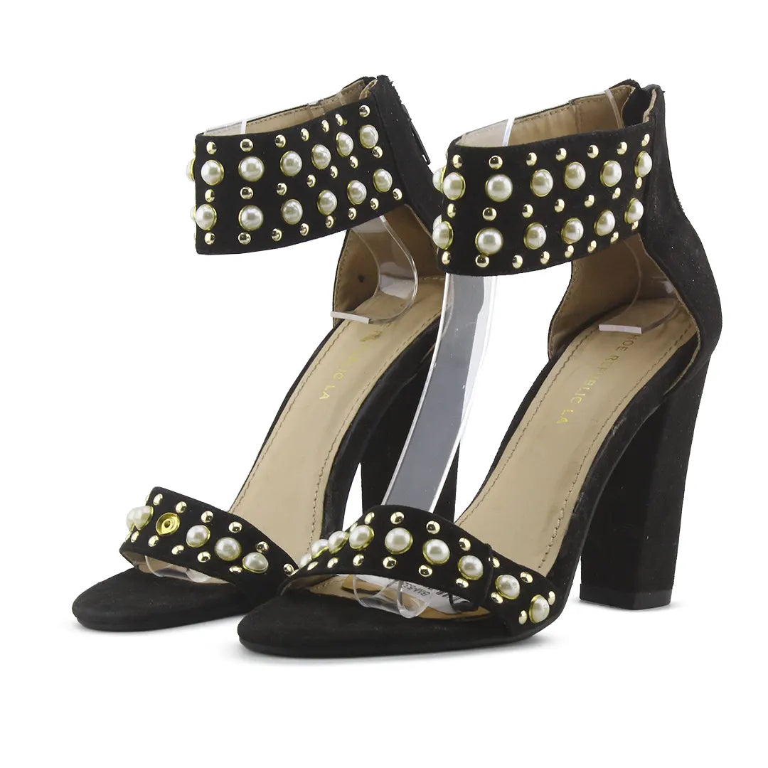 Shoe Republic La