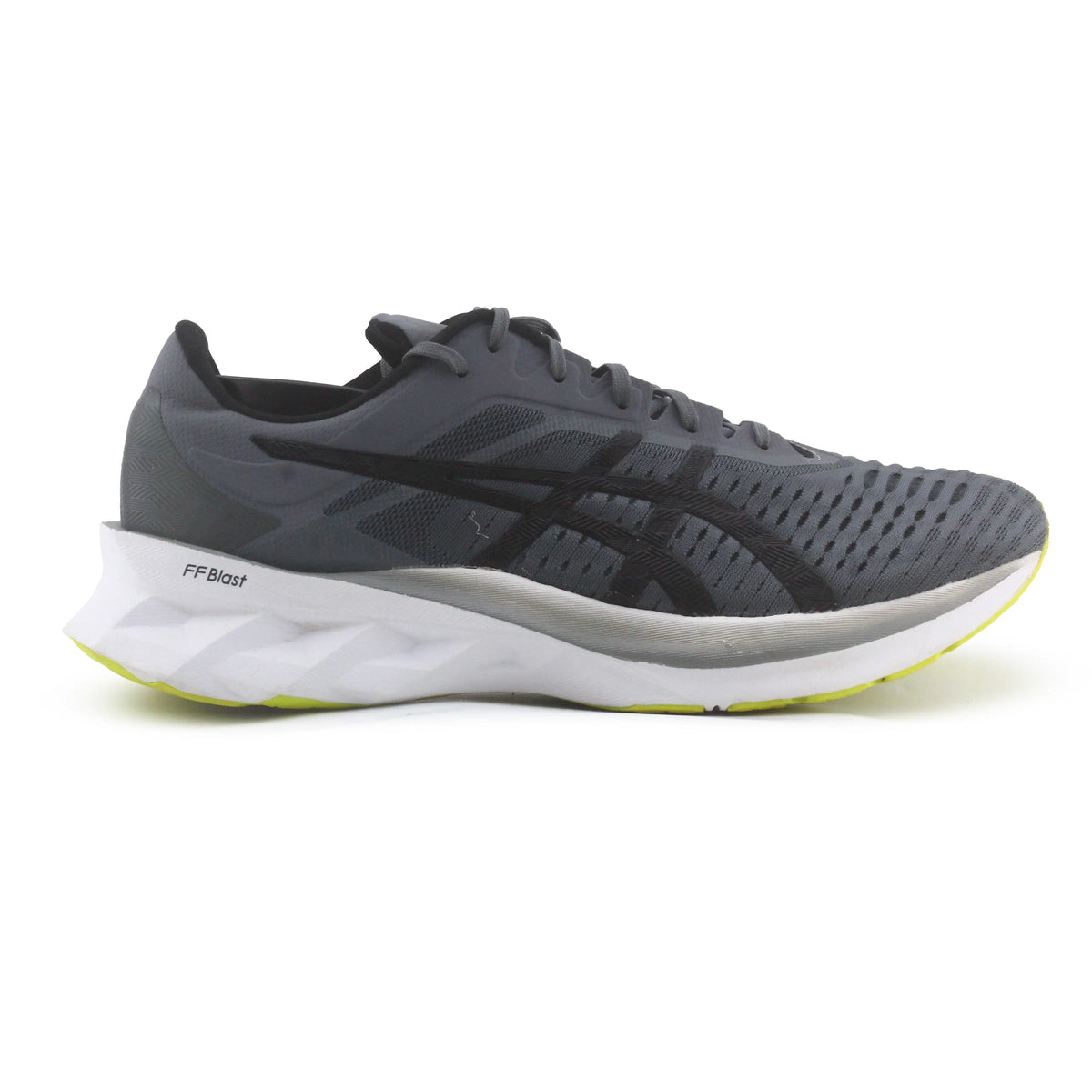 Asics Novablast