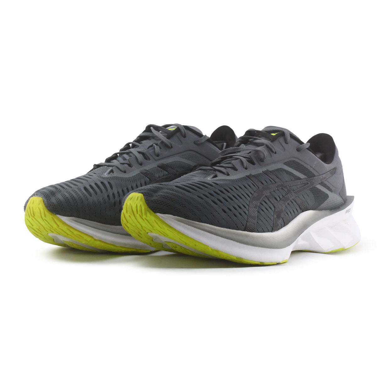 Asics Novablast