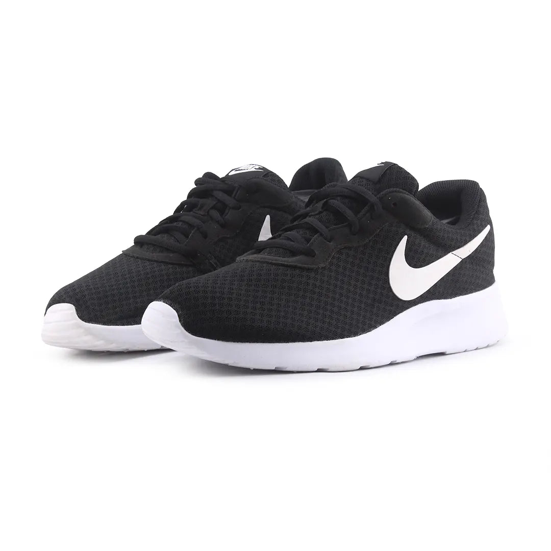 Nike Tanjun 812655-011