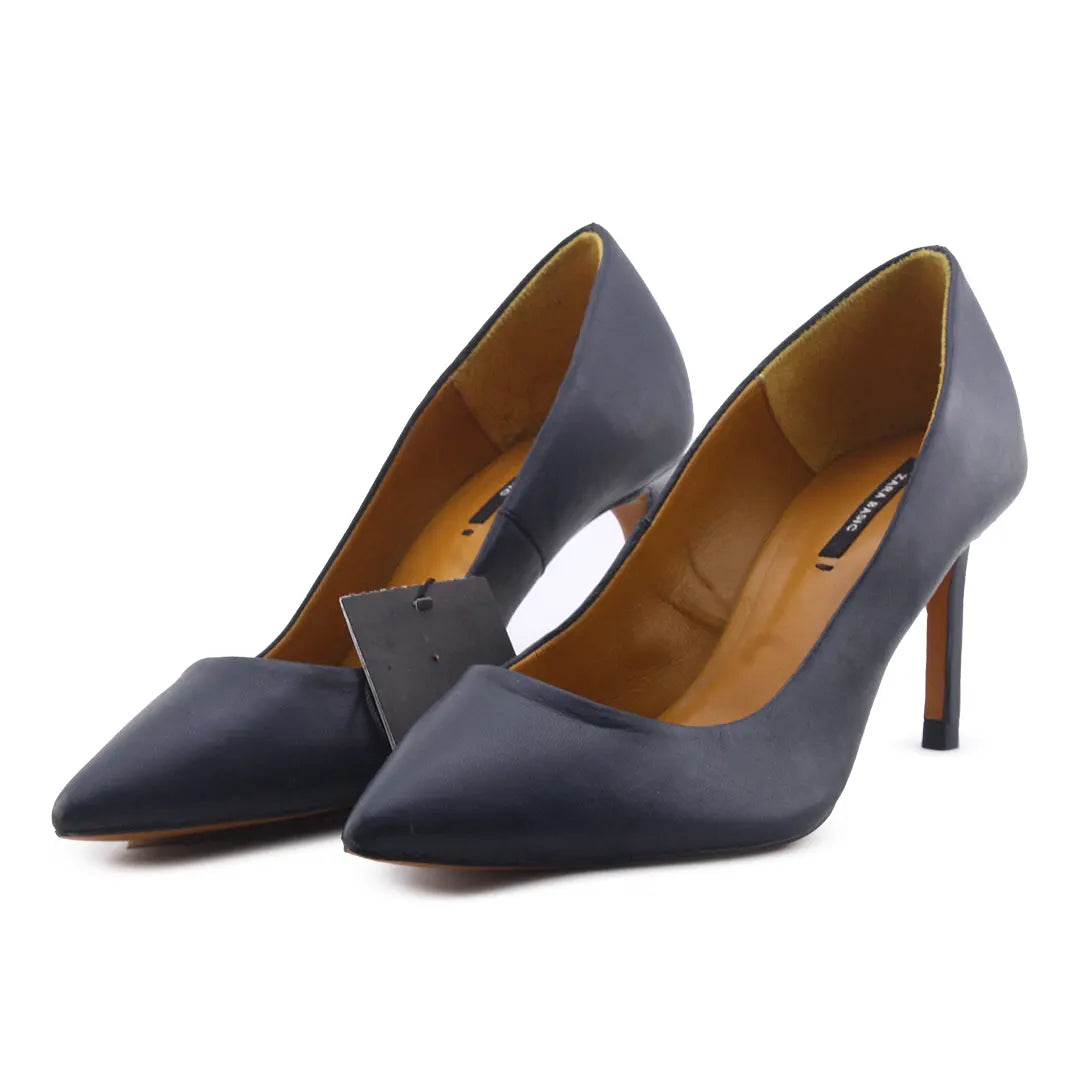 Zara Basic