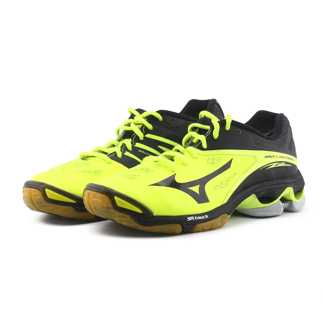 Mizuno Wave Lightning Z2