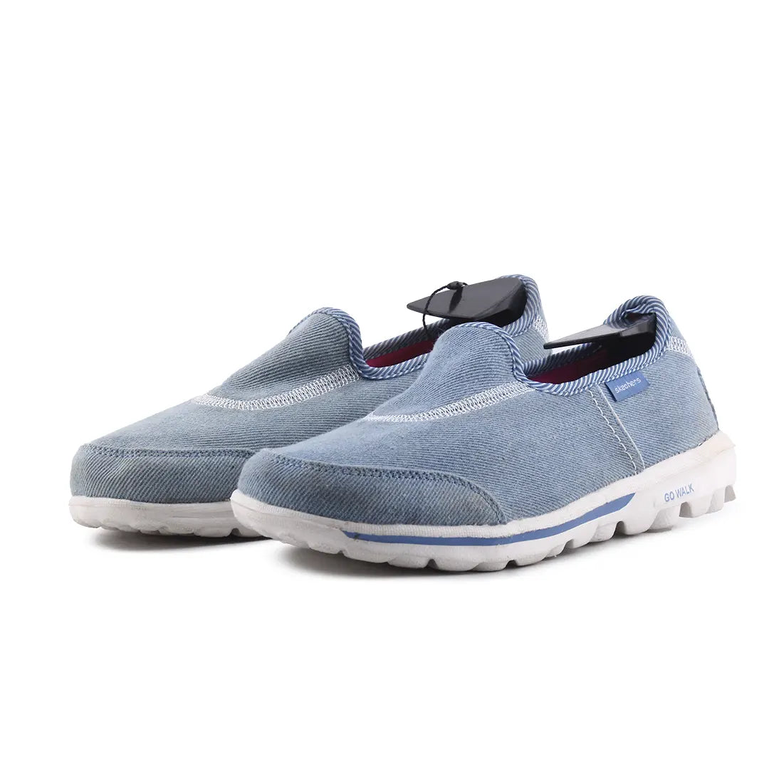 Skechers