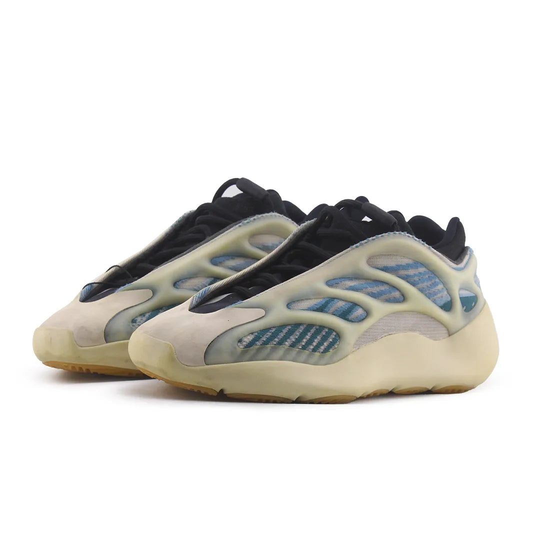 Adidas Yeezy 700 V3