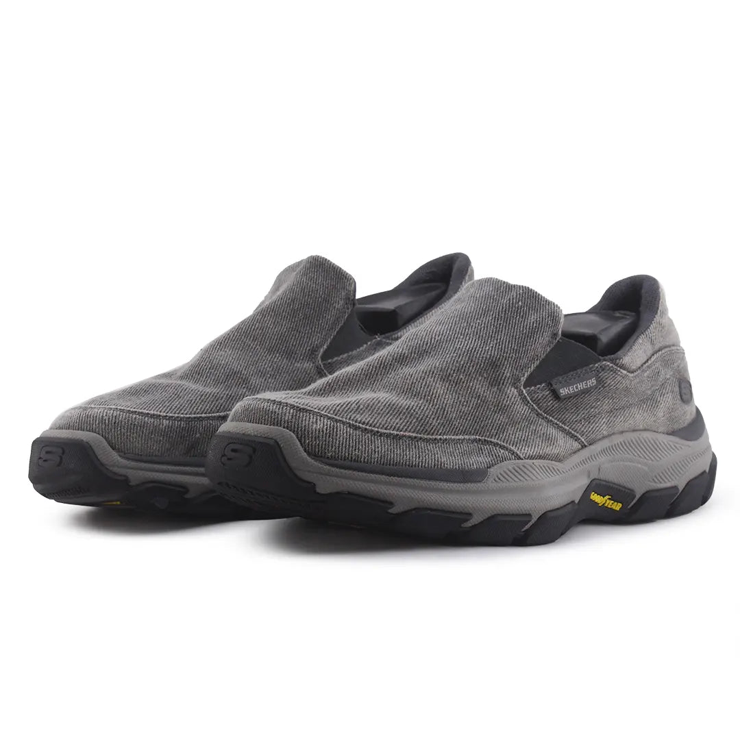 Skechers