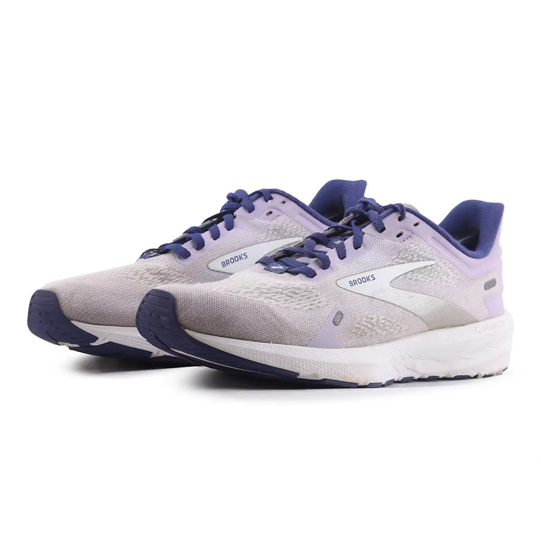 Brooks Launch 9