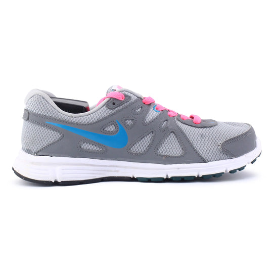 Nike Revolution 2