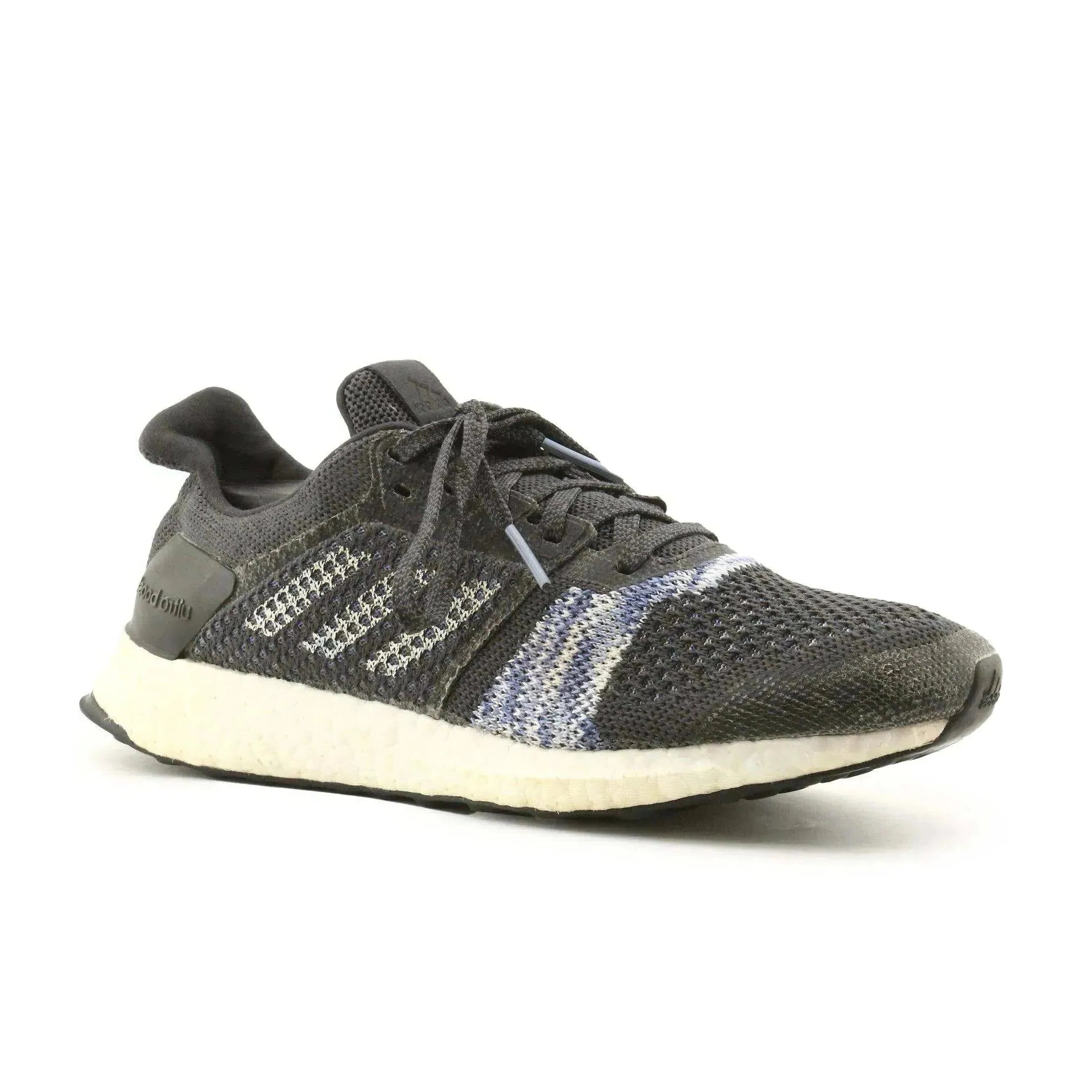Adidas Ultra Boost ST - sundaybazar