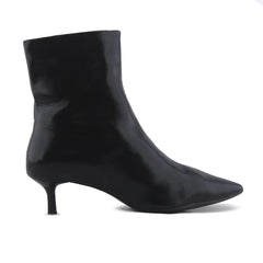 Kitten Heel
