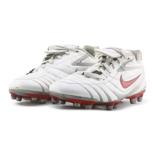 Nike T90