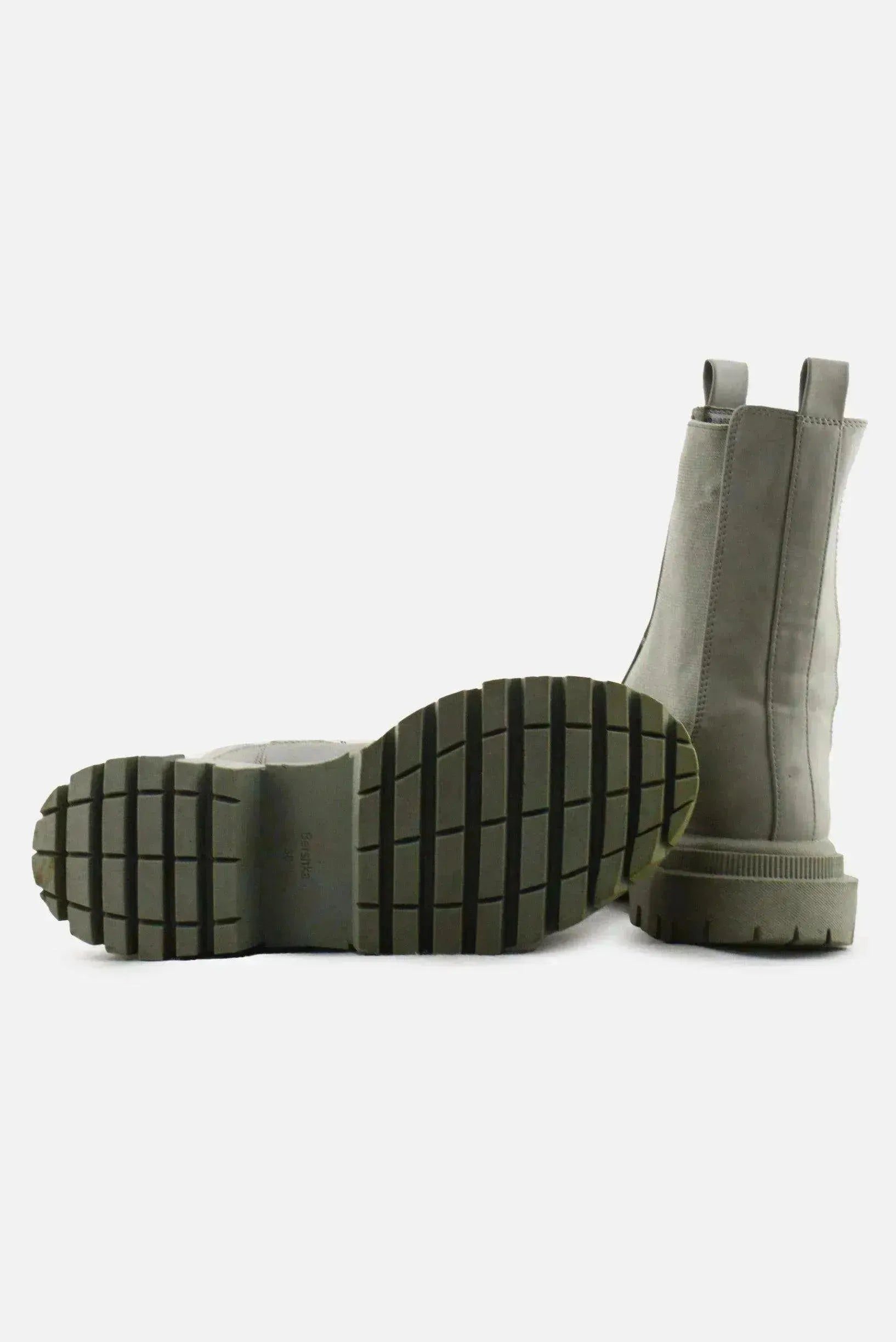 Bershka Stretchable Chelsea Ankle Boots | 100% Authentic Leather - sundaybazar