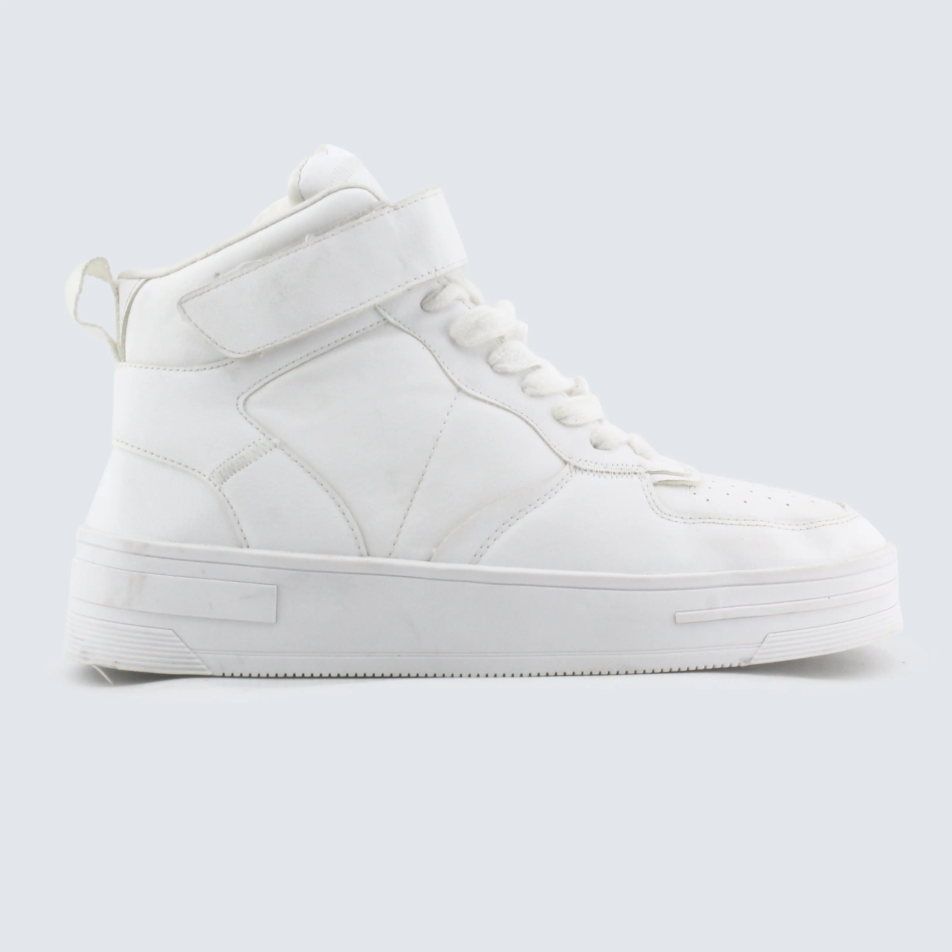 Bershka High Top Lace Up Shoe